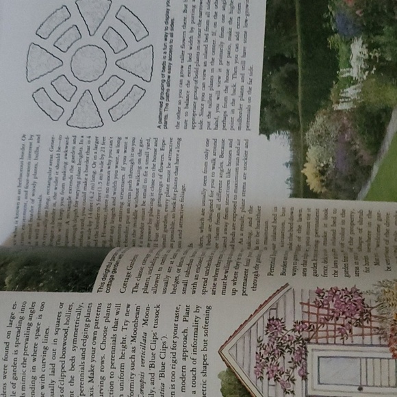 Rodale's Successful Organic Gardening: Perennials Book - Picture 5 of 7